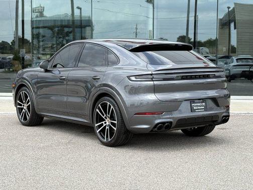 2025 Porsche Cayenne Coupe