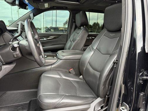 2019 Cadillac Escalade Platinum