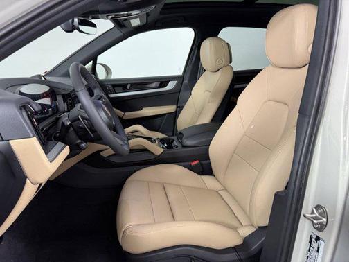 2025 Porsche Cayenne Cayenne