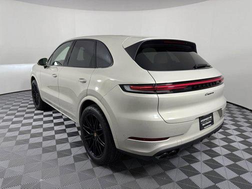 2025 Porsche Cayenne Cayenne