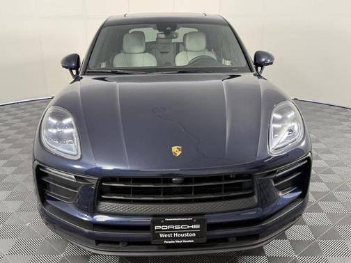 2022 Porsche Macan AWD
