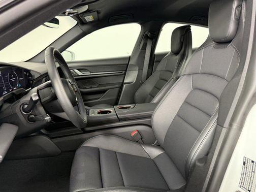 2025 Porsche Taycan 4S