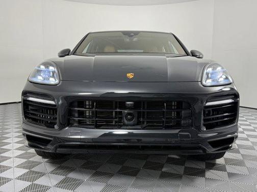 2023 Porsche Cayenne S