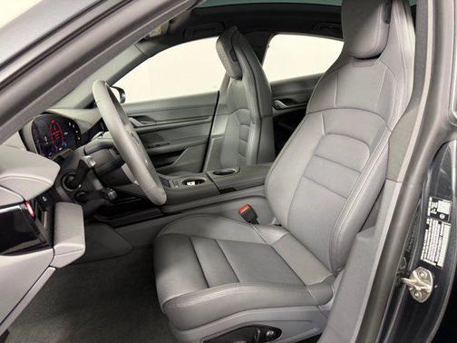 2026 Porsche Taycan 4