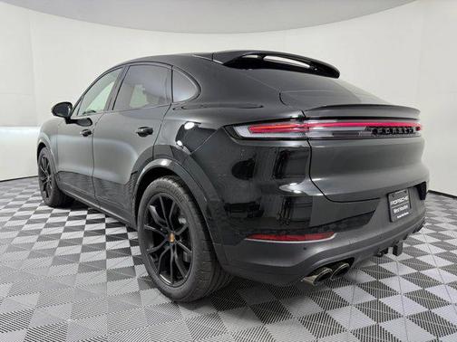 Chromite Black Metallic 2026 Porsche Cayenne Cayenne