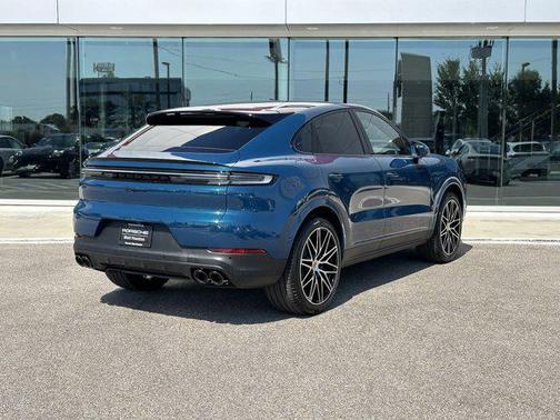 2025 Porsche Cayenne Coupe