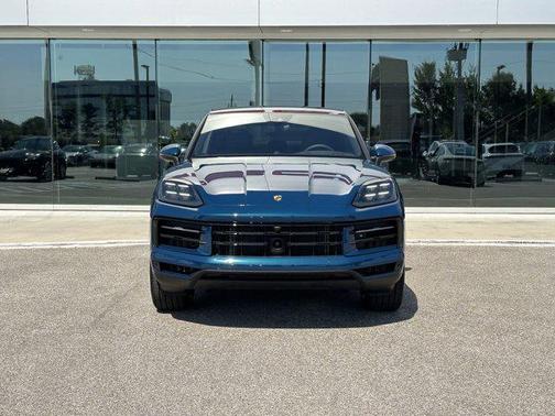 2025 Porsche Cayenne Coupe
