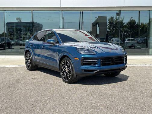 2025 Porsche Cayenne Coupe