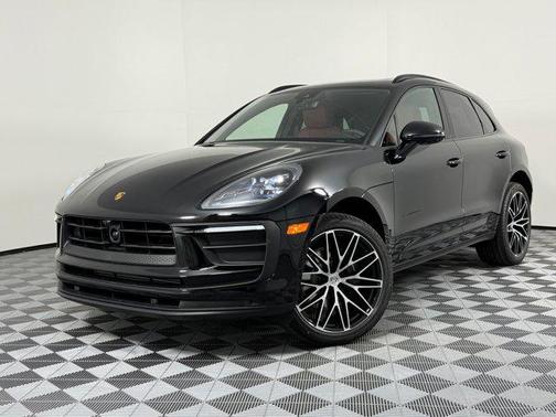2026 Porsche Macan AWD