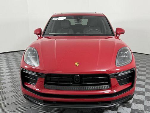 2024 Porsche Macan Base