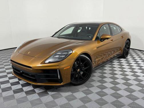 2025 Porsche Panamera RWD