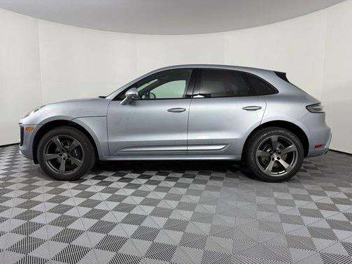 2026 Porsche Macan AWD