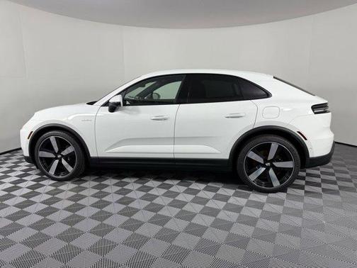 2025 Porsche Macan Electric