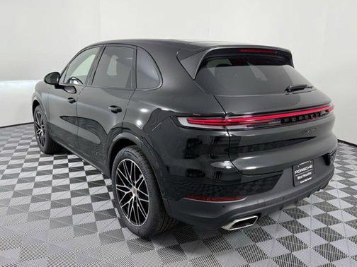 2025 Porsche Cayenne Cayenne