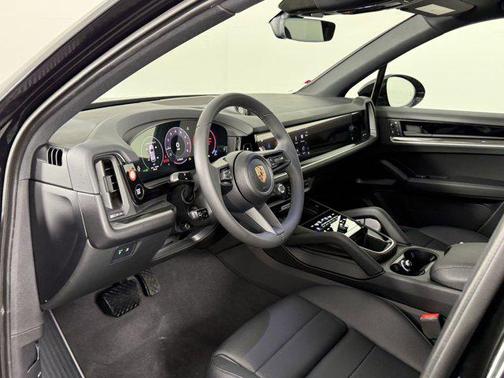 2025 Porsche Cayenne Cayenne