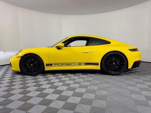 2023 Porsche 911 Carrera GTS