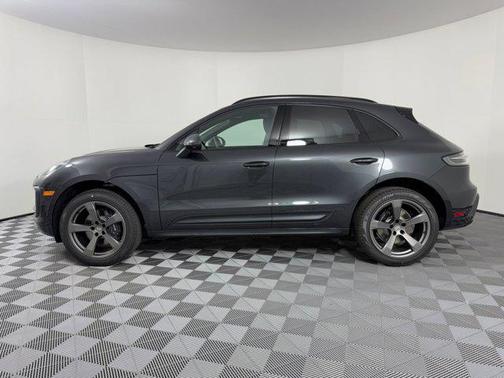 2026 Porsche Macan AWD