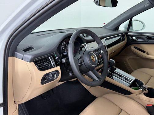 2026 Porsche Macan T