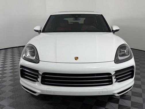 2022 Porsche Cayenne AWD