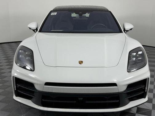 2024 Porsche Panamera RWD