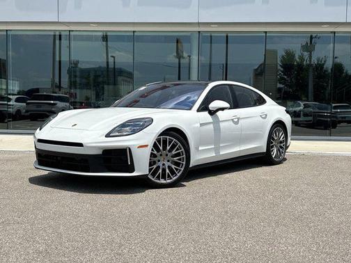 2024 Porsche Panamera RWD