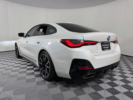 2023 BMW M440 i
