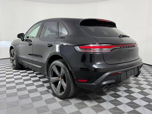 2025 Porsche Macan S