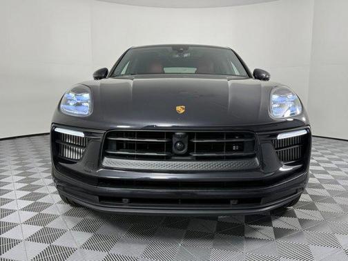 2025 Porsche Macan S