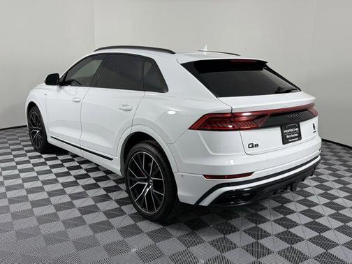 2021 Audi Q8 55 Prestige