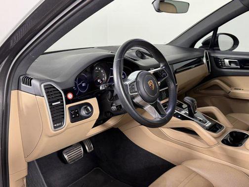 2019 Porsche Cayenne S
