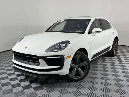 2024 Porsche Macan Base
