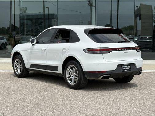 2020 Porsche Macan Base
