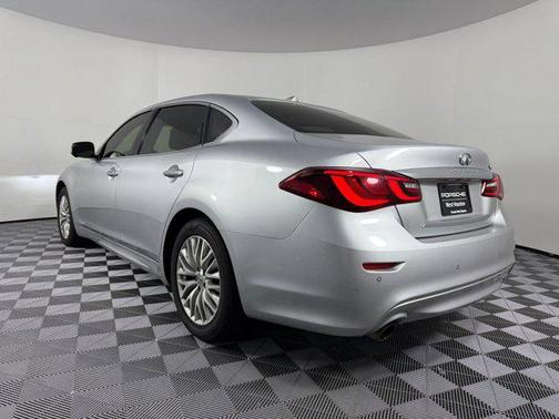 2015 INFINITI Q70L 3.7