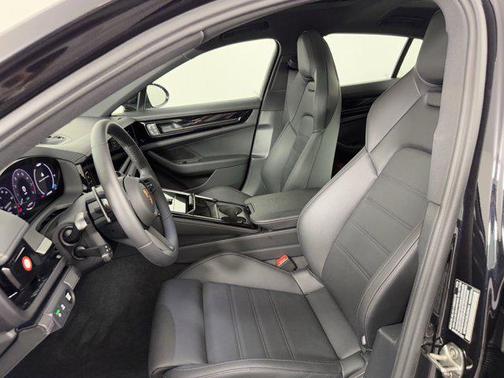 2025 Porsche Panamera E-Hybrid 4S