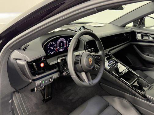 2025 Porsche Panamera E-Hybrid 4S