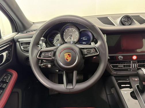 Chalk 2026 Porsche Macan Macan