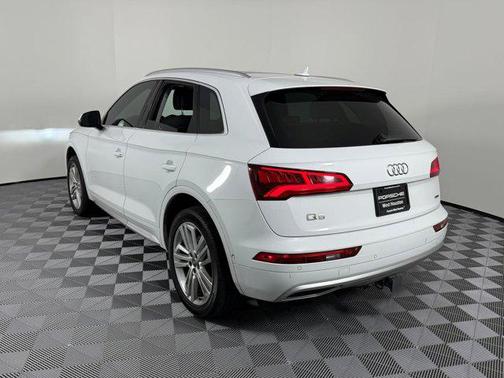 2019 Audi Q5 45 Premium