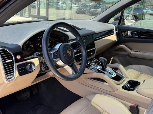 2019 Porsche Cayenne Base