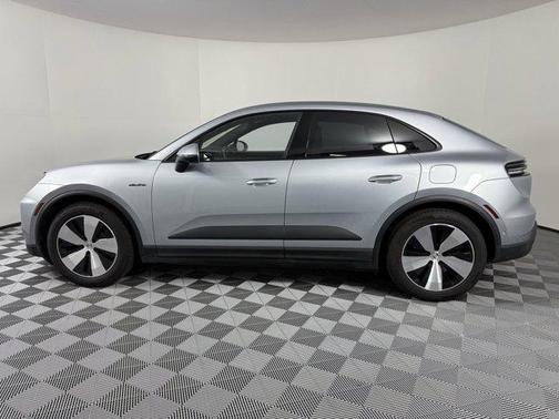 2024 Porsche Macan 4