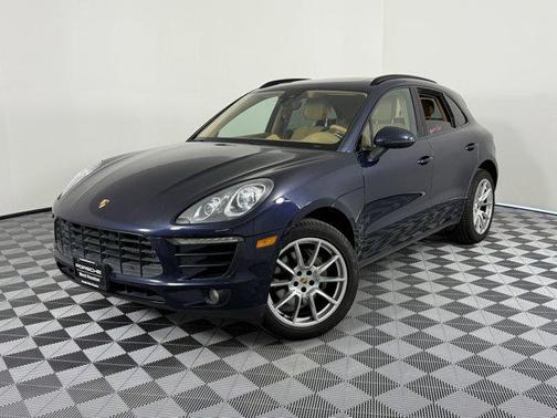 2017 Porsche Macan Base
