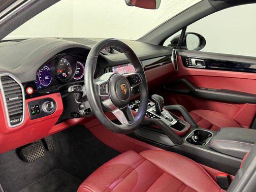 2021 Porsche Cayenne Cayenne