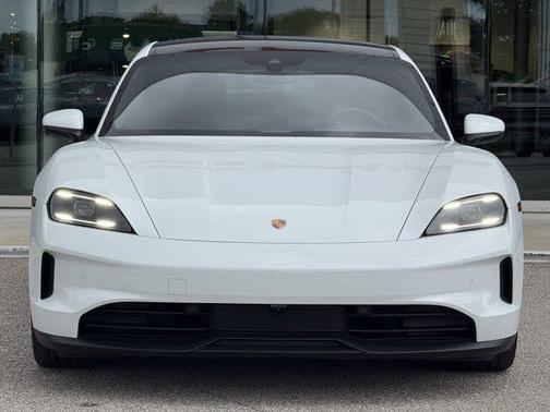2025 Porsche Taycan RWD