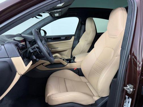 2026 Porsche Cayenne GTS