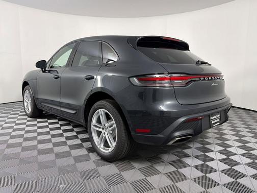 Volcano Grey Metallic 2026 Porsche Macan Macan