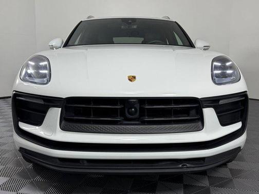 2024 Porsche Macan AWD