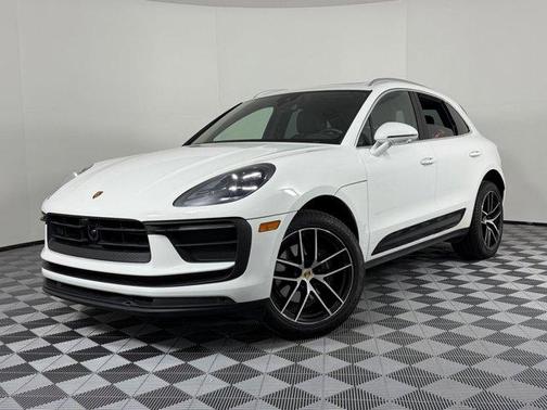 2024 Porsche Macan AWD