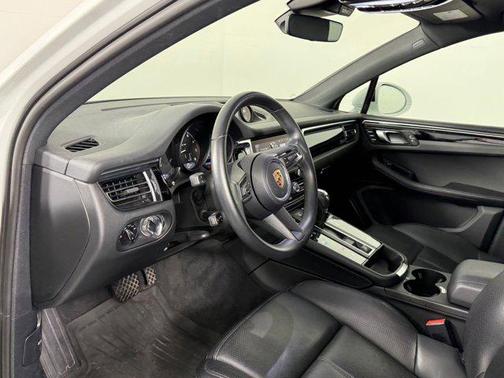 2024 Porsche Macan AWD