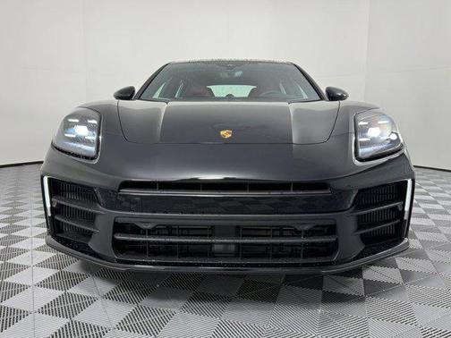 2026 Porsche Panamera RWD