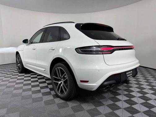 2026 Porsche Macan AWD