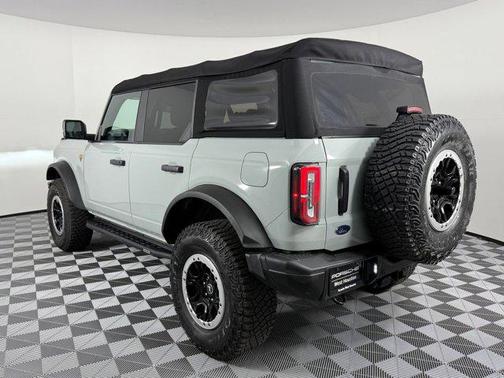 2021 Ford Bronco Badlands